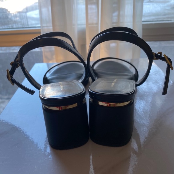 Chunky Sandals - Picture 3 of 4